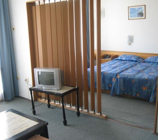 Neptune Hotel