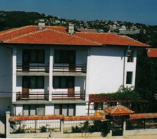 HOTEL KALINA