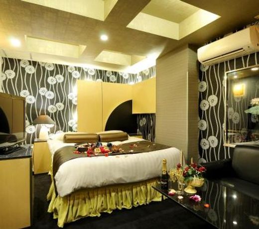 Hotel Love Namba Kuromon (Adult Only)
