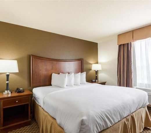 Quality Suites