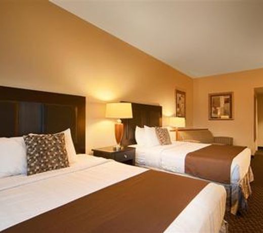 Best Western Plus Castlerock Inn & Suites