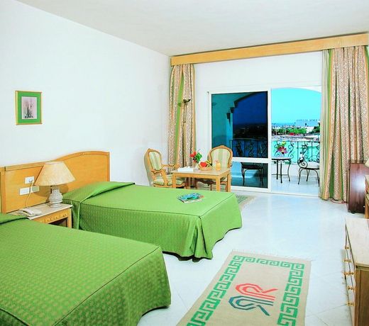 Royal Paradise Resort