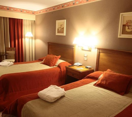 Howard Johnson Villa MarÃ­a Hotel y Casino