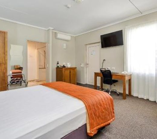 Coachmans Inn Warwick