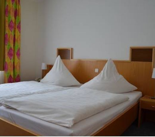 MINOTEL BRAUN
