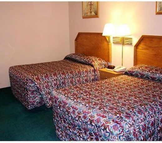 RED CARPET INN WIND GAP