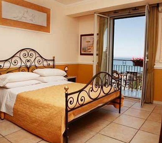 Hotel & Apartments Villa Linda
