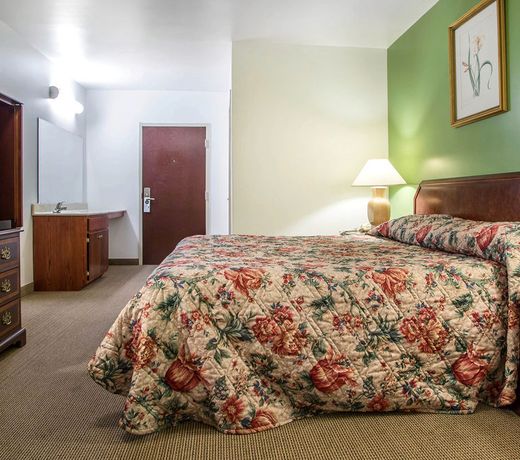 Rodeway Inn Paradise