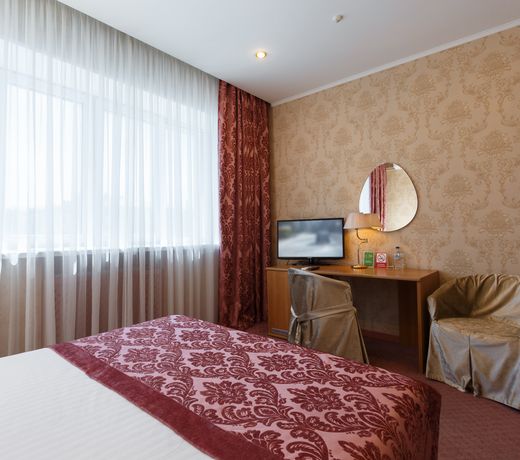 Slavyanka Hotel