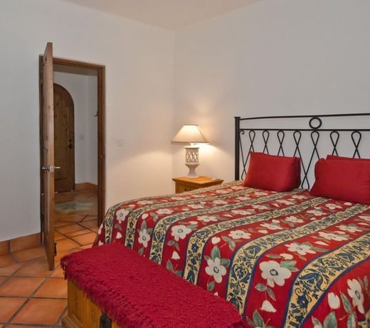 VILLA TRES HERMANAS