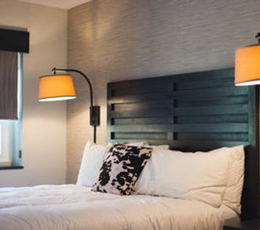 Hi-Ho: A Hi-Tech Hotel