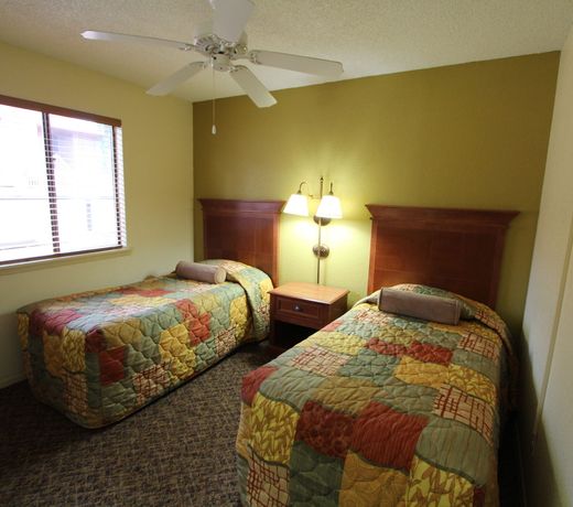 Crown Point Owners Association, a VRI resort