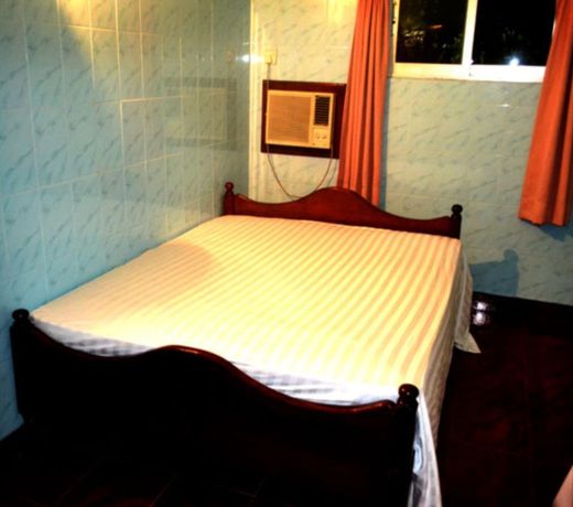 Hotel Chathumedura