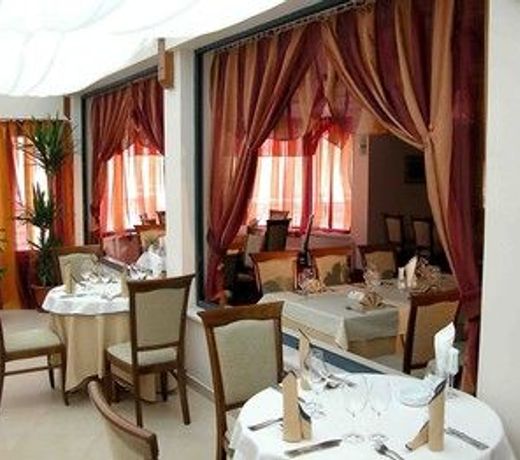 Legends Hotel