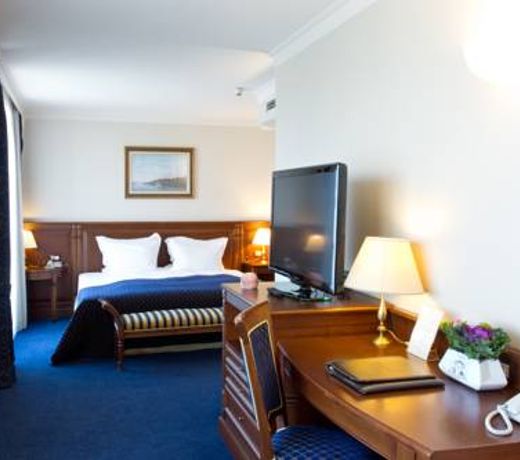 Crystal Palace Boutique Hotel