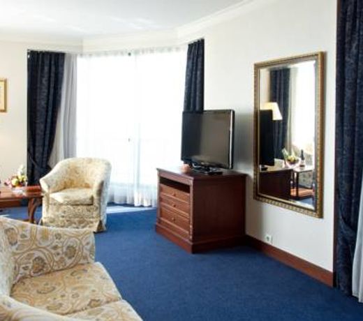 Crystal Palace Boutique Hotel