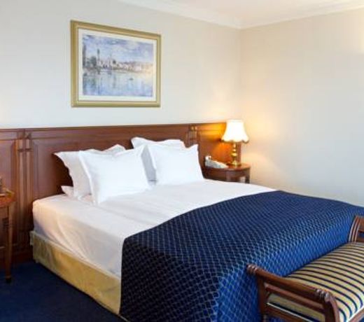 Crystal Palace Boutique Hotel