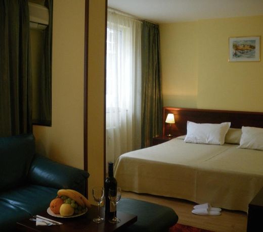 Hotel Zenith