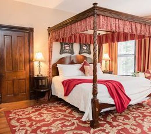 Biltmore Village Inn B&B