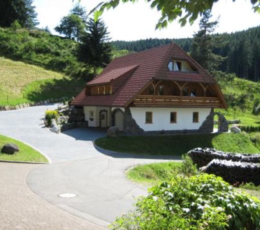 Holzbildhauerei Kammerer