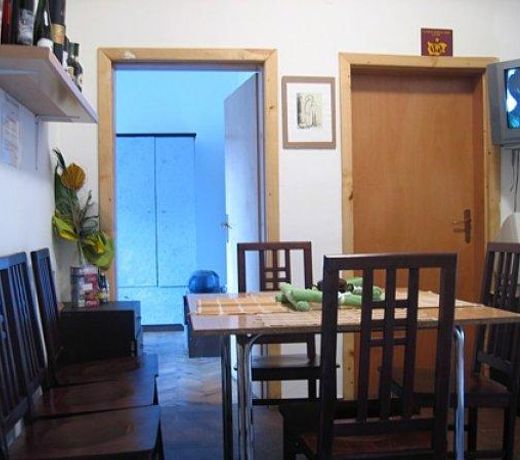 Interhost Guest rooms and apartments