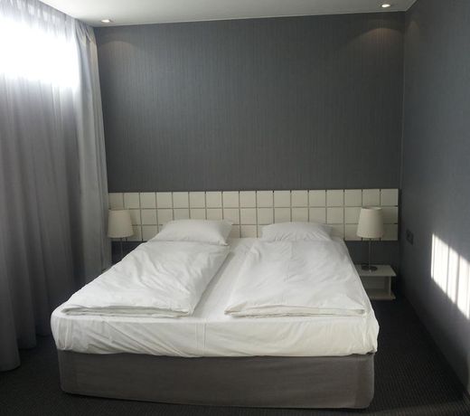 FAMILY HOTEL KABU