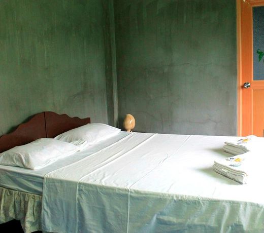 7P2 Bed and Breakfast