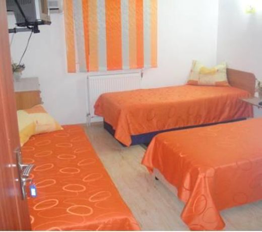 PENSIUNEA CAMY