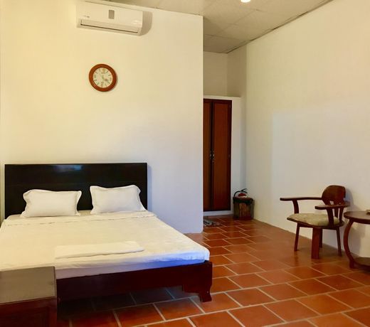 Vung Bau Resort