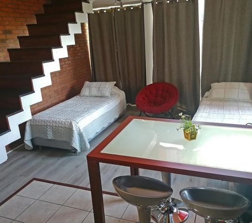 Santiago Town Suites