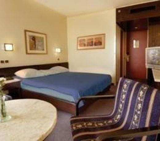 Golden Tulip Club Tiberias