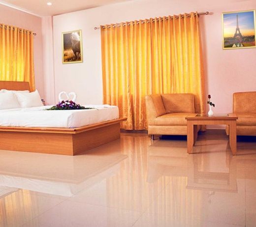 Hotel Rainbow Suites