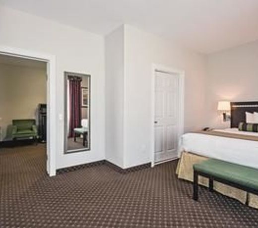 Americas Best Value Inn & Suites Gun Barrel City
