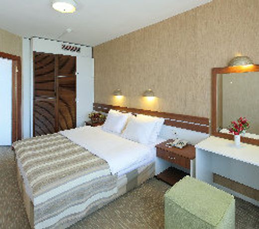 Fortuna Beach Hotel