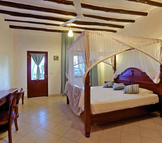 Twiga Beach Resort & Spa