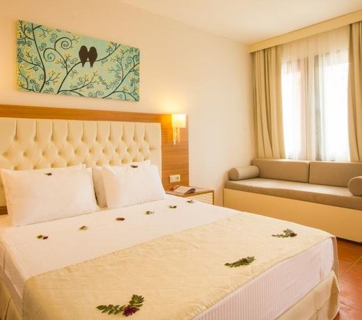 Suncity Hotel - Beach Club
