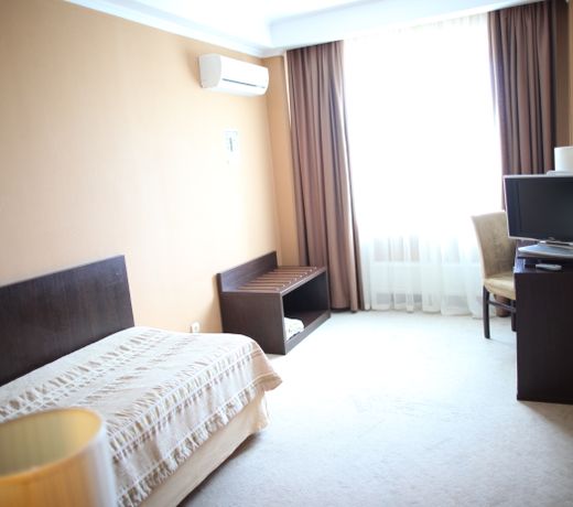 Avrora Business Hotel