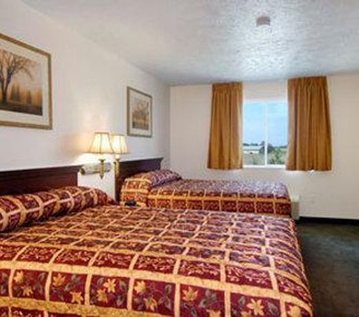 Super 8 by Wyndham Alma