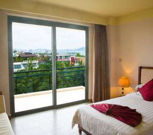 LaCosta Seaside Resort Hotel Sanya