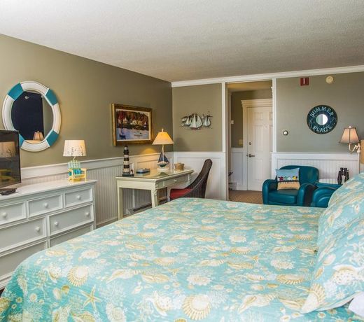 Strawberry Hill Seaside Inn