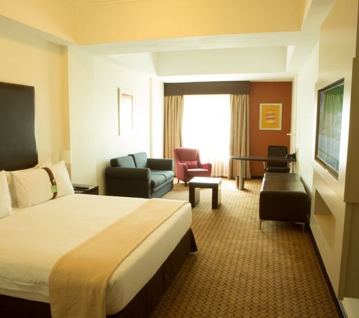 Holiday Inn Sandton, an IHG Hotel