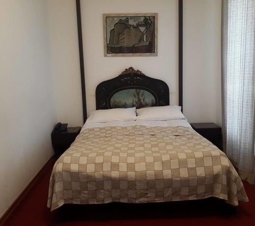 HOTEL RCHEULI MARANI