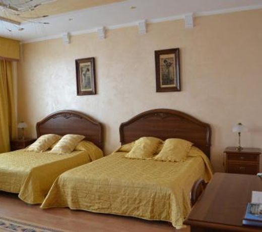 Hotel Rostoshi
