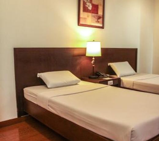 De Luxe Hotel
