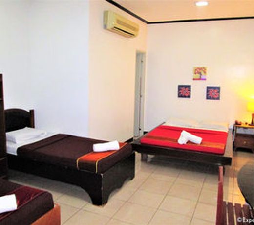 Saint Nicolas Inn