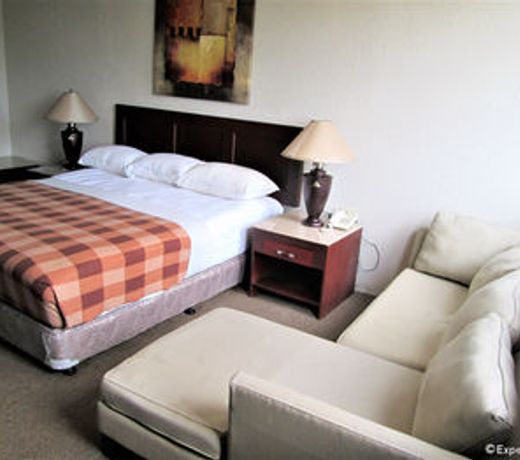 Stonestown Suites