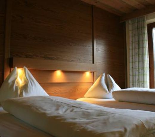Alpen Gasthof Apartments Hohe Burg