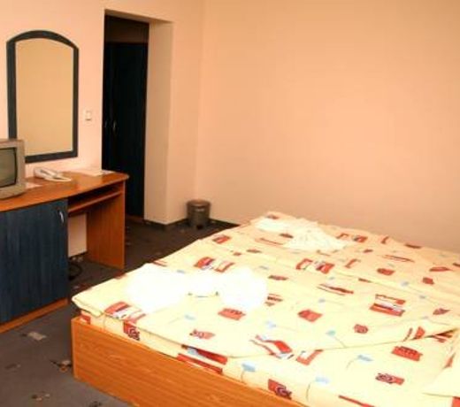 HOTEL LAGUN