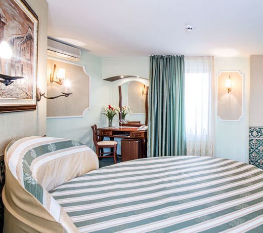 Hotel Dafi