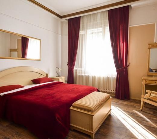 REZIME CIVILIZATION BOUTIQUE HOTEL